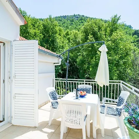 Cerjak * Slano